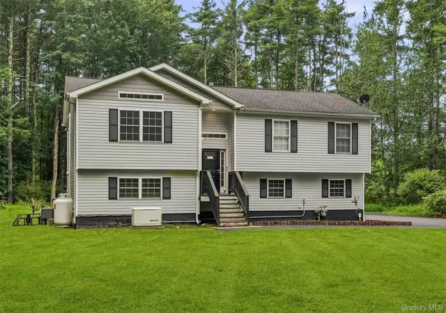 Photo 1 of Sale Pending at 4 Ross Ln, Deerpark, NY 12780 | MLS# 1037762 | Listing updated on 2026-09-22