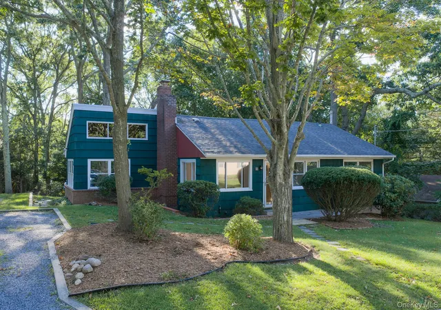 Photo 1 of Sale Pending at 69 Herod Point Rd, Riverhead, NY 11792 | MLS# 1037765 | Listing updated on 2026-09-30