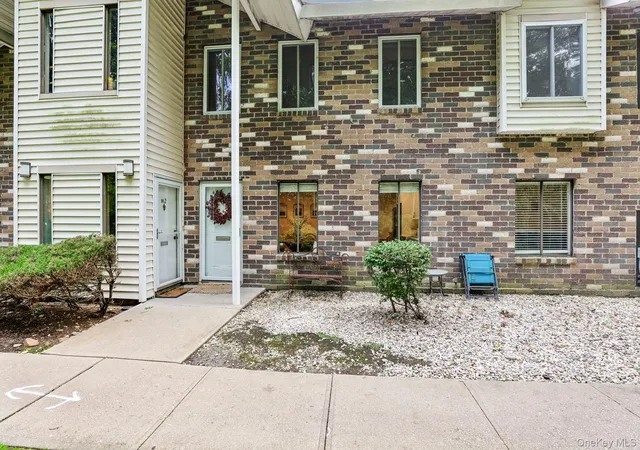 Photo 1 of Condo for sale at 1 Houston Ct #H1, Brookhaven, NY 11727 | MLS# 1037785 | Listing updated on 2026-10-03
