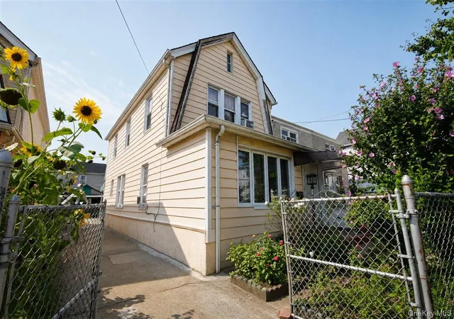 Photo 3 of Sale Pending at 18246 90th Avenue, New York, NY 11423 | MLS# 1037815 | Listing updated on 2026-09-01