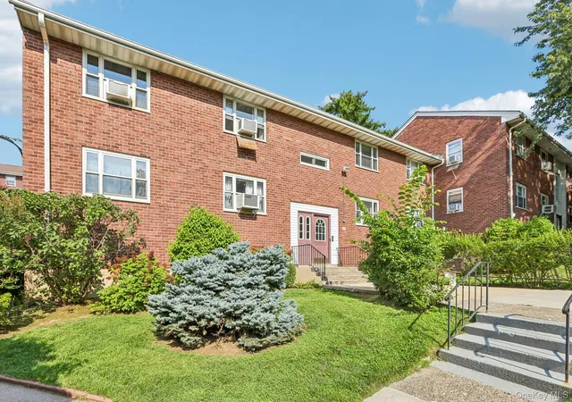 1st image of 8 Dehaven Dr #1D, Yonkers, NY 10703 | MLS# 1037820