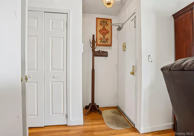 Photo 3 of Sale Pending at 8 Dehaven Dr #1D, Yonkers, NY 10703 | MLS# 1037820 | Listing updated on 2026-09-24