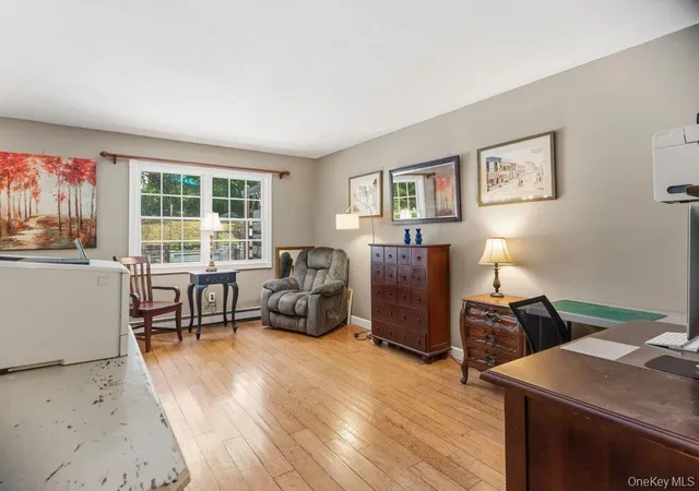 5th image of 9 Dillmont Dr, Smithtown, NY 11787 | MLS# 1037822