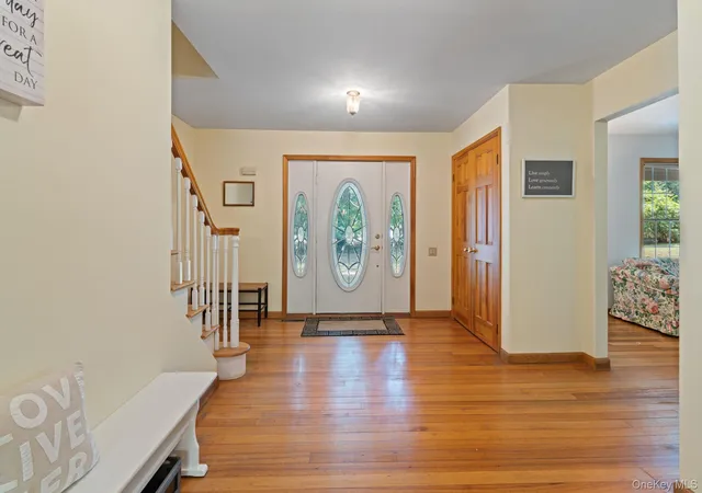 Photo 3 of Sale Pending at 470 Pond Path, Brookhaven, NY 11733 | MLS# 1037833 | Listing updated on 2026-09-01