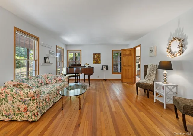 Photo 4 of Sale Pending at 470 Pond Path, Brookhaven, NY 11733 | MLS# 1037833 | Listing updated on 2026-09-01