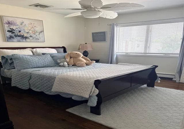 Photo 4 of Sale Pending at 38 2nd Avenue, Oyster Bay, NY 11762 | MLS# 1037860 | Listing updated on 2026-10-06