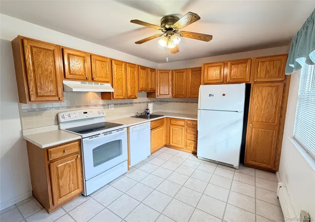 Photo 2 of House for sale at 1840 Crompond Rd #3B4, Peekskill, NY 10566 | MLS# 1037863 | Listing updated on 2026-10-28