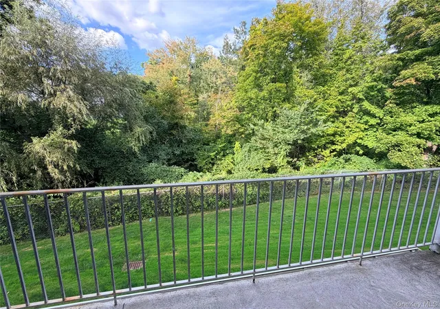 Photo 4 of House for sale at 1840 Crompond Rd #3B4, Peekskill, NY 10566 | MLS# 1037863 | Listing updated on 2026-10-28