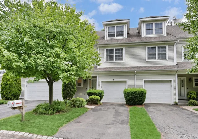 1st image of 27 Underhill Dr, Haverstraw, NY 10970 | MLS# 1037898