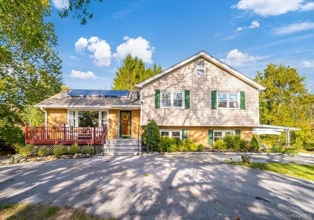 Single family home for sale at 58 Ryerson Rd, Warwick (Town), NY 10990 | MLS# 1037900