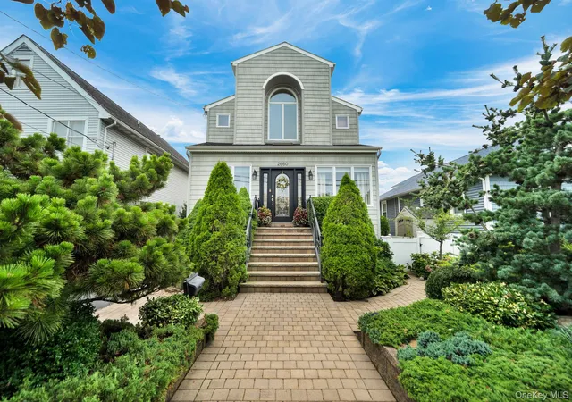 49th image of 2660 Riverside Dr, Hempstead, NY 11793 | MLS# 1037911