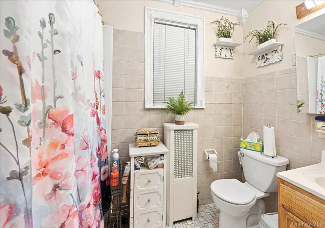 27th image of 1716 Parkview Ave, New York, NY 10461 | MLS# 1037917