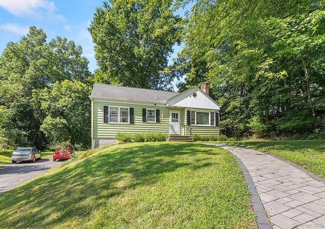2nd image of 46 Hillis Ter, Poughkeepsie, NY 12603 | MLS# 1037936