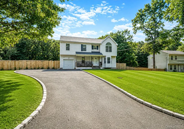 Photo 2 of Sale Pending at 10 Cedar Ln, Brookhaven, NY 11763 | MLS# 1037959 | Listing updated on 2026-09-03