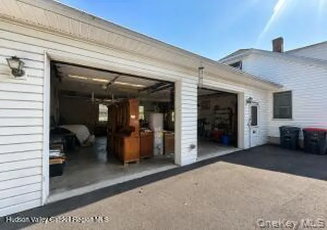 15th image of 1011 Columbia St, Kingston, NY 12401 | MLS# 1037994