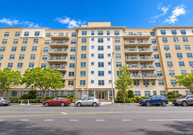 Condo for sale at 7914 Rockaway Beach Blvd #5C, New York, NY 11693 | MLS# 1037995