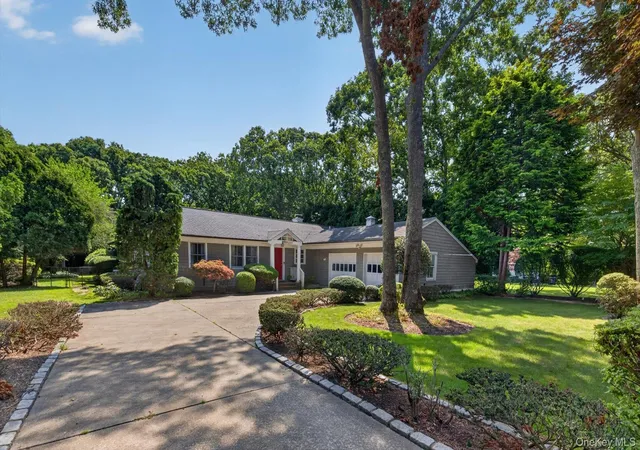 3rd image of 9 Acorn Path, Southampton, NY 11942 | MLS# 1038015