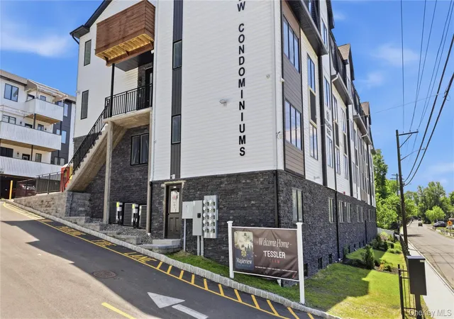 2nd image of 80 Memorial Park Dr, Ramapo, NY 10977