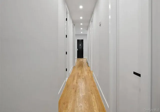 2nd image of 622 Mead St, New York, NY 10460 | MLS# 1038041