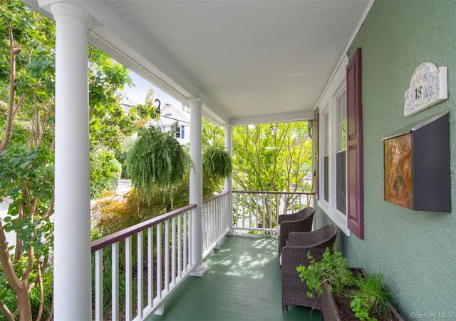 Photo 2 of Single family home for sale at 18 Grinnell St, Greenburgh, NY 10533 | MLS# 1038059 | Listing updated on 2026-10-03