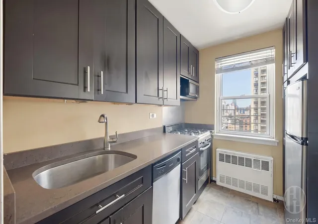Photo 3 of House for sale at 333 East 79th St #18T, New York, NY 10075 | MLS# 1038077 | Listing updated on 2026-08-16