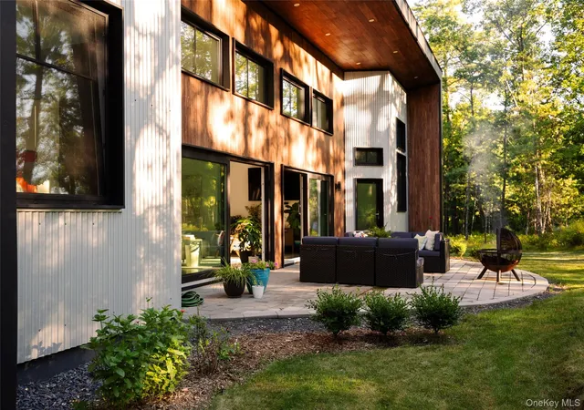 Photo 3 of Single family home for sale at 101 Bristol Hl Rd, Hurley, NY 12433 | MLS# 1038078 | Listing updated on 2026-08-14