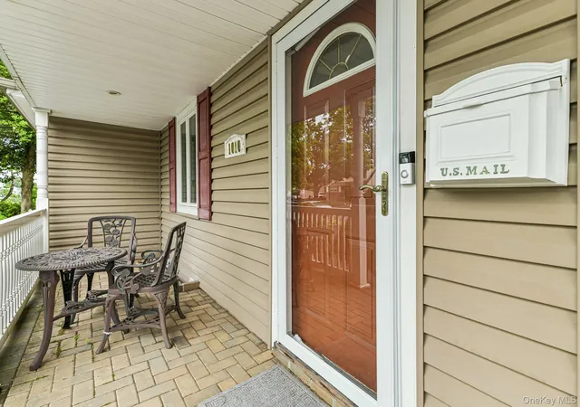 Photo 3 of Sale Pending at 1010 Douglas Ave, Hempstead, NY 11793 | MLS# 1038080 | Listing updated on 2026-09-14
