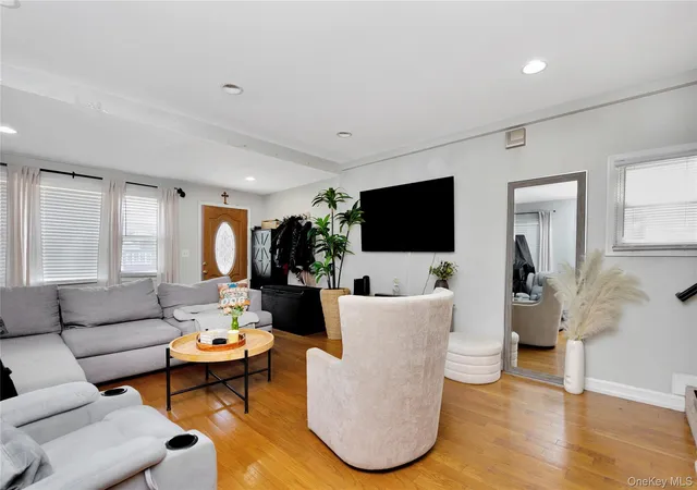 Photo 4 of Single family home for sale at 12311 115th Avenue, New York, NY 11420 | MLS# 1038096 | Listing updated on 2026-08-15