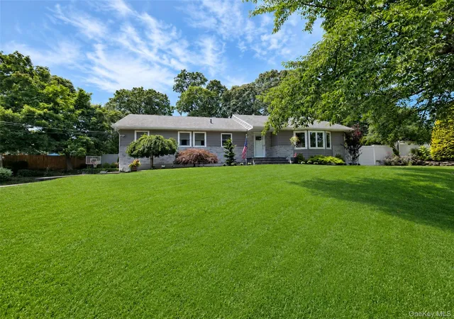 Photo 1 of Sale Pending at 108 Walnut St, Brookhaven, NY 11755 | MLS# 1038107 | Listing updated on 2026-08-28