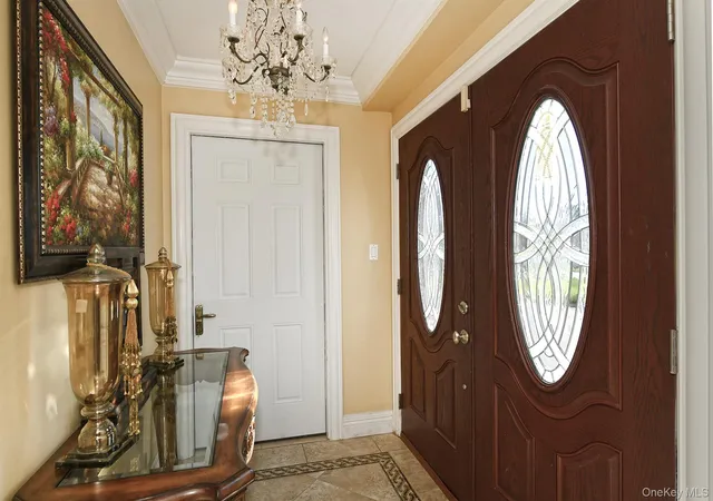 Photo 3 of Sale Pending at 22 Apple Blossom Ln, Brookhaven, NY 11772 | MLS# 1038109 | Listing updated on 2026-09-21