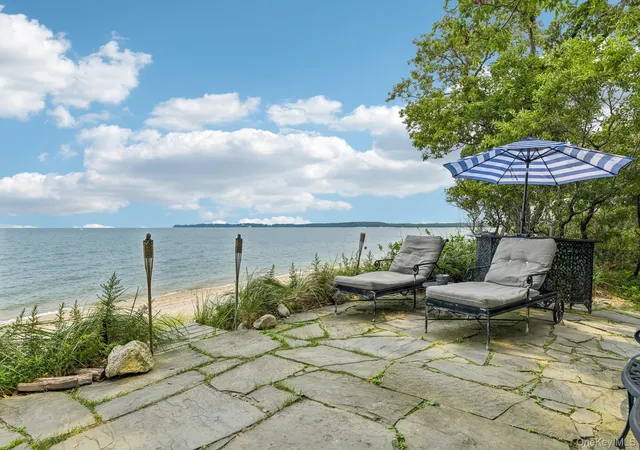 2nd image of 2 Penny Ln, Smithtown, NY 11780 | MLS# 1038110