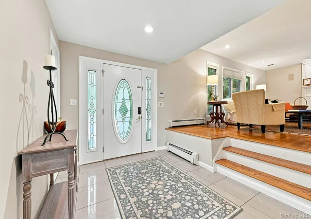 Photo 3 of Single family home for sale at 11 Soundview Dr, Brookhaven, NY 11777 | MLS# 1038126 | Listing updated on 2026-09-25
