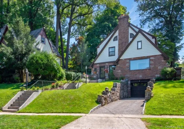 Photo 1 of Single family home for sale at 3 Walworth Ter, White Plains, NY 10606 | MLS# 1038144 | Listing updated on 2026-09-04