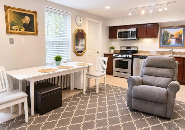 Listing Photo 5 - Condo for sale in building located at 10-41 51st Ave, New York, NY 11101