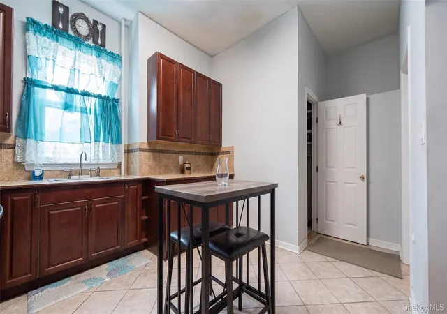 Listing Photo 4 - Condo for sale in building located at 120 S 11th Ave, Mount Vernon, NY 10550