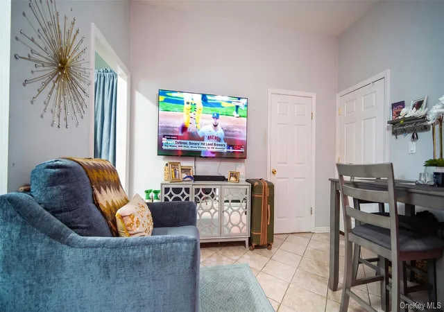 Listing Photo 5 - Condo for sale in building located at 120 S 11th Ave, Mount Vernon, NY 10550