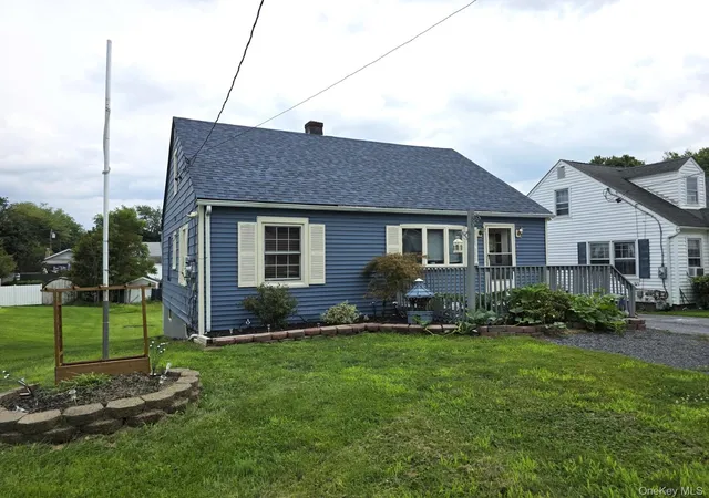 Photo 15 of Single family home for sale at 195 Commonwealth Ave, Middletown, NY 10940 | MLS# 1038167 | Listing updated on 2026-09-01