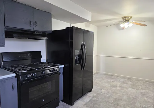 Photo 2 of Single family home for sale at 195 Commonwealth Ave, Middletown, NY 10940 | MLS# 1038167 | Listing updated on 2026-09-01
