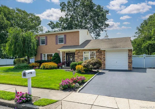 Photo 1 of Sale Pending at 46 Berkshire Rd, Islip, NY 11741 | MLS# 1038172 | Listing updated on 2026-08-30
