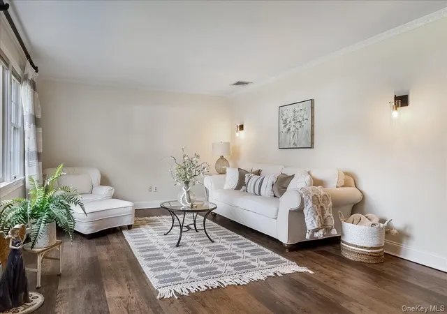 Photo 4 of Sale Pending at 46 Berkshire Rd, Islip, NY 11741 | MLS# 1038172 | Listing updated on 2026-08-30