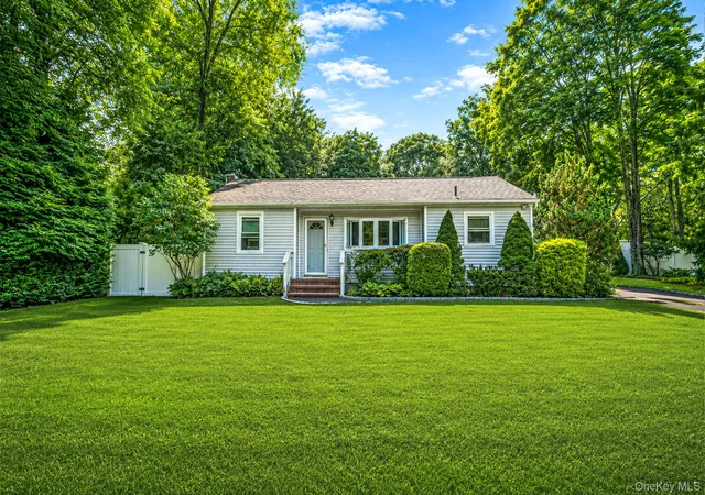 2nd image of 24 Oakcrest Ave, Brookhaven, NY 11953 | MLS# 1038189