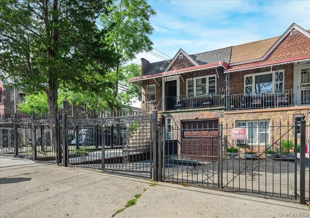 Photo 3 of Multi family home for sale at 1281 Arnow Ave, New York, NY 10469 | MLS# 1038212 | Listing updated on 2026-08-22