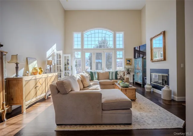 2nd image of 56 Autumn Chase Dr, East Fishkill, NY 12533 | MLS# 1038215