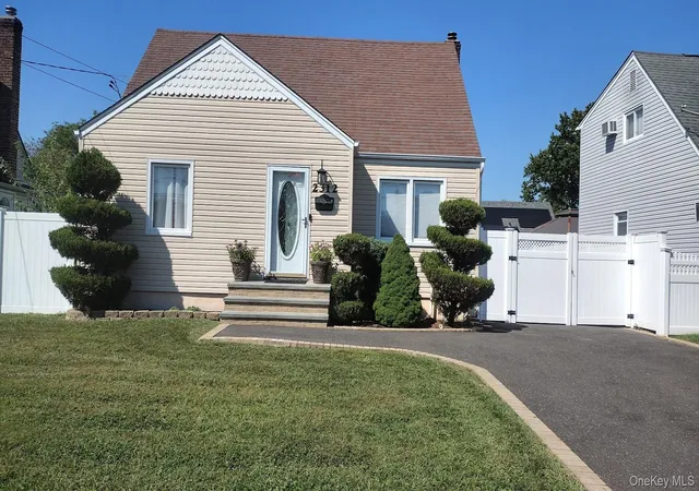 Photo 1 of Single family home for sale at 2312 Maple St, Hempstead, NY 11783 | MLS# 1038223 | Listing updated on 2026-08-15