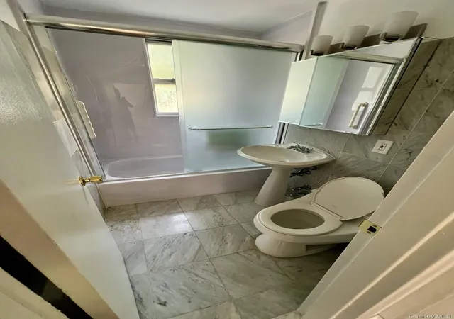 Photo 11 of Condo for sale at 101 Carpenter Ave #B5, Bedford, NY 10549 | MLS# 1038239 | Listing updated on 2026-08-14