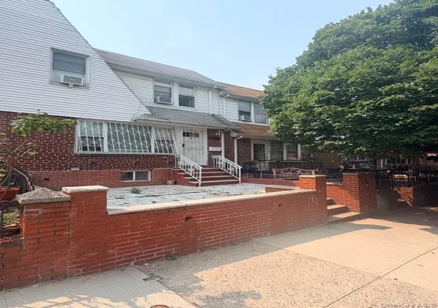 Photo 1 of Single family home for sale at 3056 87th Street, New York, NY 11369 | MLS# 1038240 | Listing updated on 2026-08-14