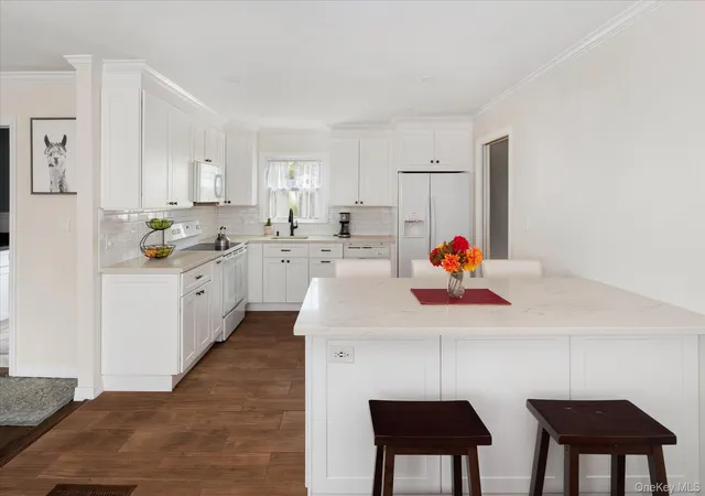 Photo 3 of Single family home for sale at 2872 Old Yorktown Rd, Yorktown, NY 10598 | MLS# 1038293 | Listing updated on 2026-10-22