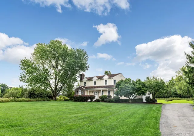 1st image of 19 Cedar Hill Dr, Warwick (town), NY 10990 | MLS# 1038297