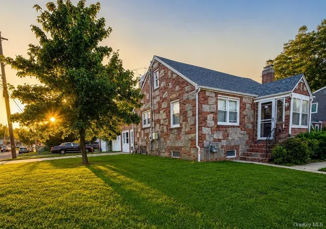 1st image of 4 Brown St, West Babylon, NY 11704 | MLS# 1038308