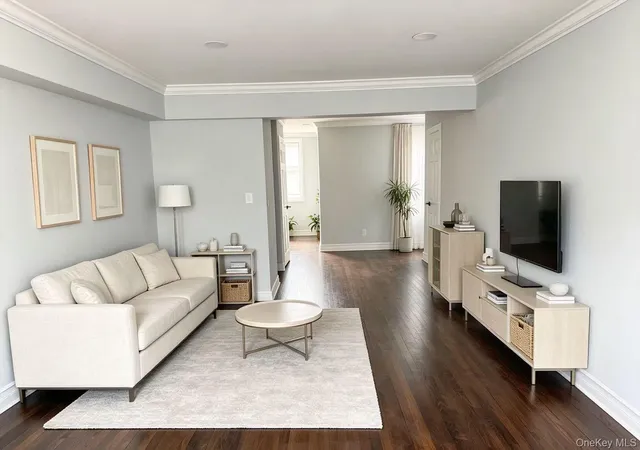 Listing Photo 2 - Condo for sale in building located at 143-40 41St Ave, New York, NY 11355 - Unit #4H